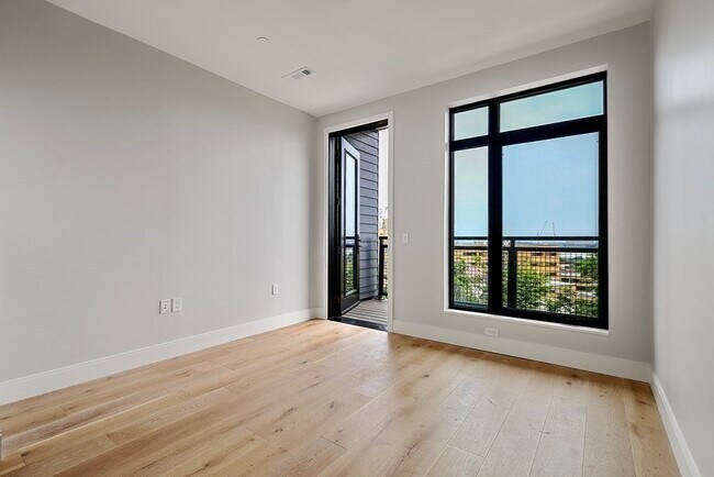 Building Photo - 191 Washington St