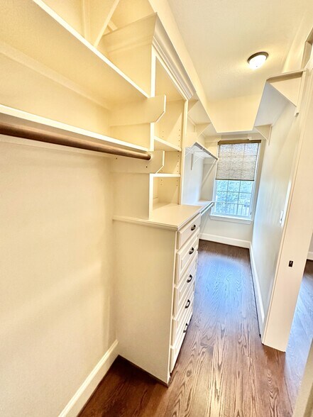 Bright walk-in closet with built in drawers - 6121 Hamman St