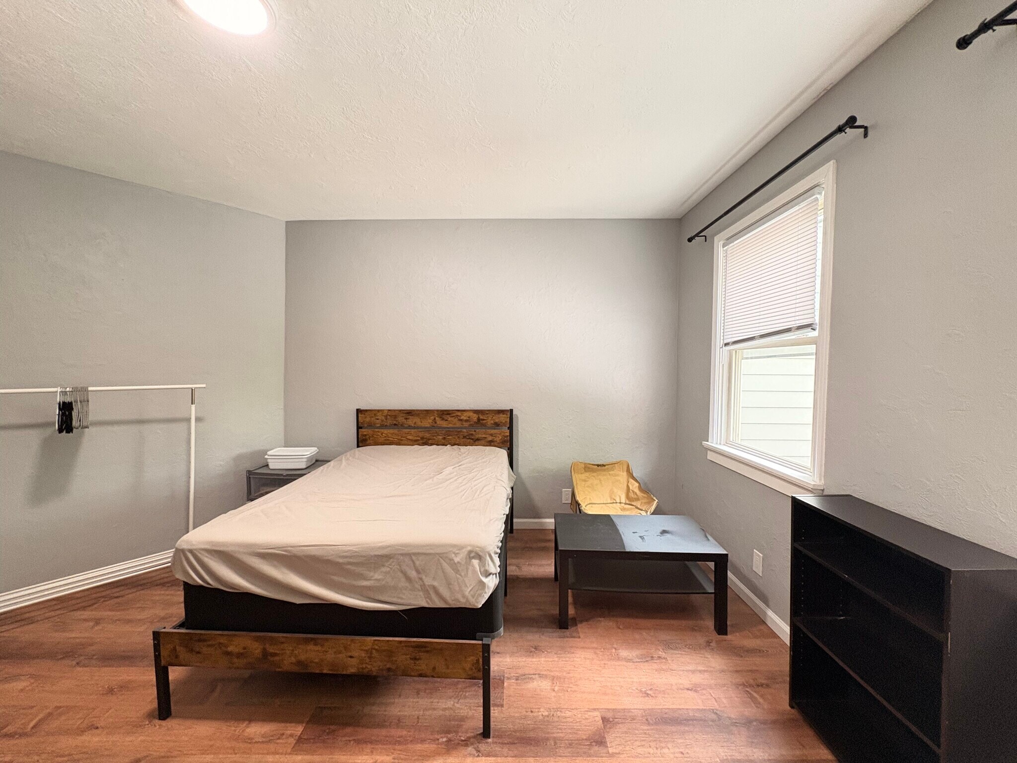 Building Photo - 3215 Dawson St