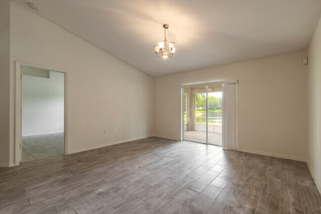Building Photo - 109 Blue Daze Cir