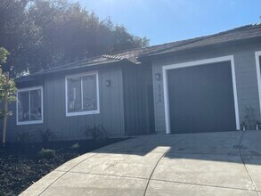 Building Photo - 8744-8746 Tondela Way