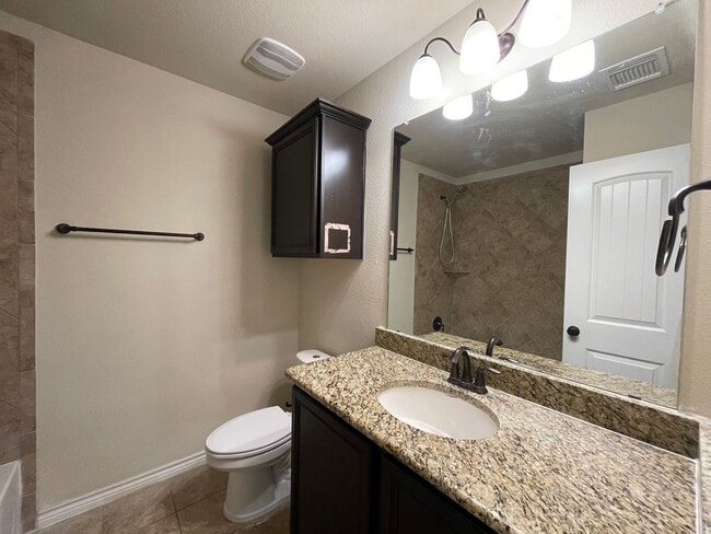 Building Photo - 3240 Valentino Dr