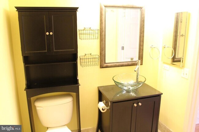 Building Photo - 11710 Old Georgetown Rd