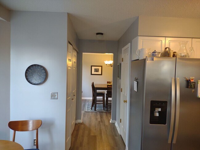 Building Photo - Extraordinary Three Bedroom/Two and a Half...