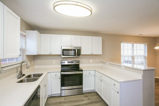 Building Photo - 4430 Autumn Crest Ct