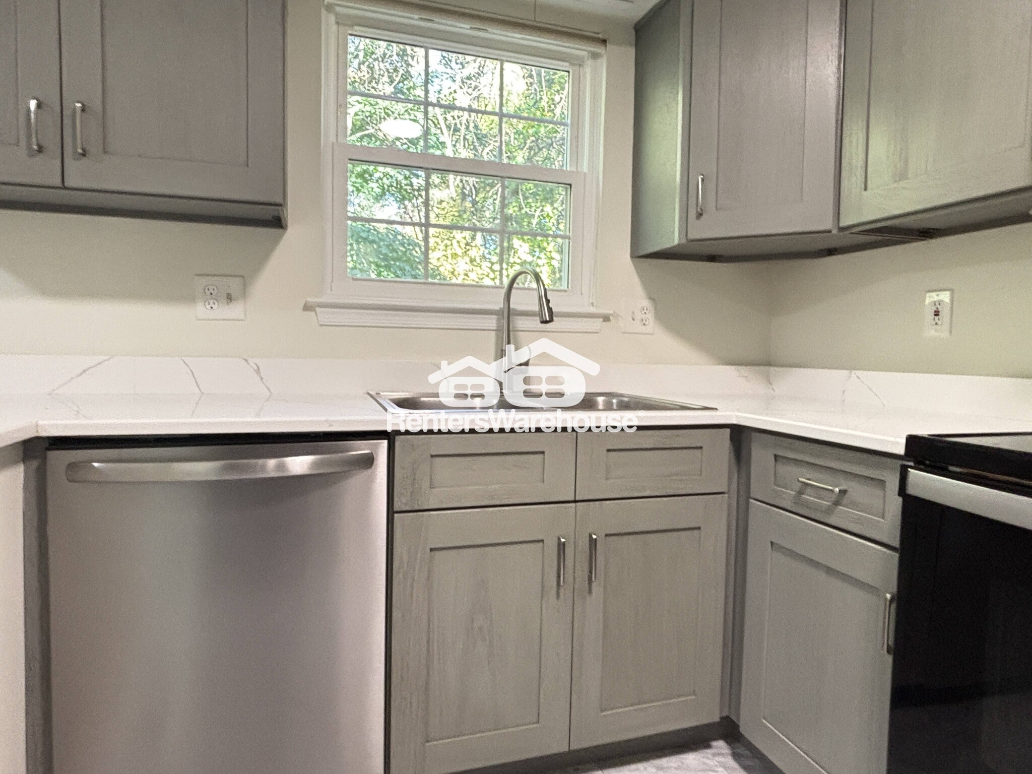 Building Photo - 7429 Setting Sun Way