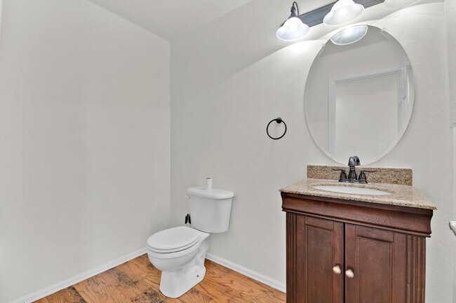 Building Photo - 705 Witchhazel Ct