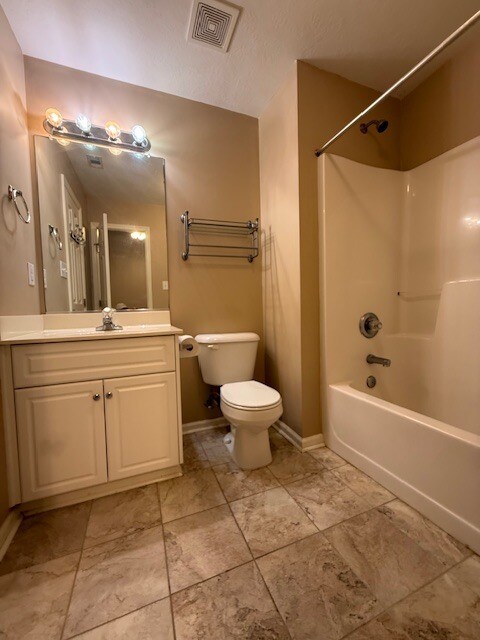 Building Photo - 235 High Point Way