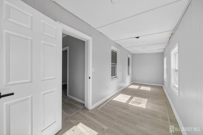 Building Photo - 125 Lowell St