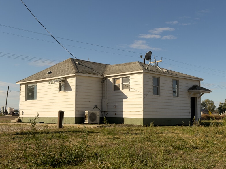Building Photo - 20600 Ustick Rd