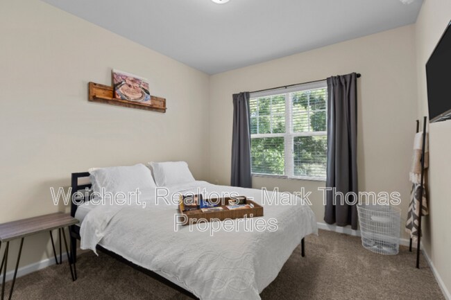 Building Photo - 4340 Flintlock Ln