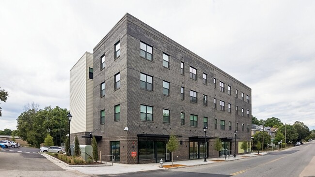 Building Photo - Green Park Apartments