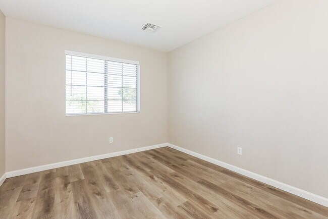 Building Photo - 2297 W Camp River Rd