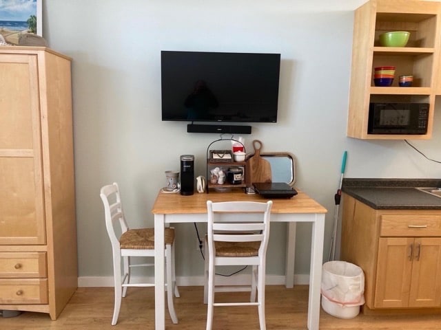 Building Photo - 39 Brown Ave