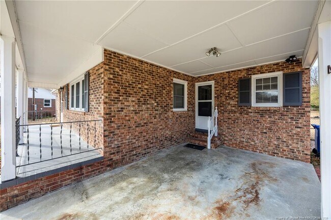 Building Photo - 5419 Laramie Ct