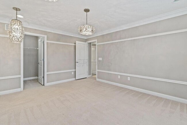 Building Photo - 5912 Danann Dr