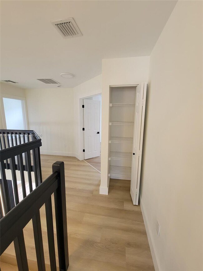 Building Photo - 9936 Woodworth Ct