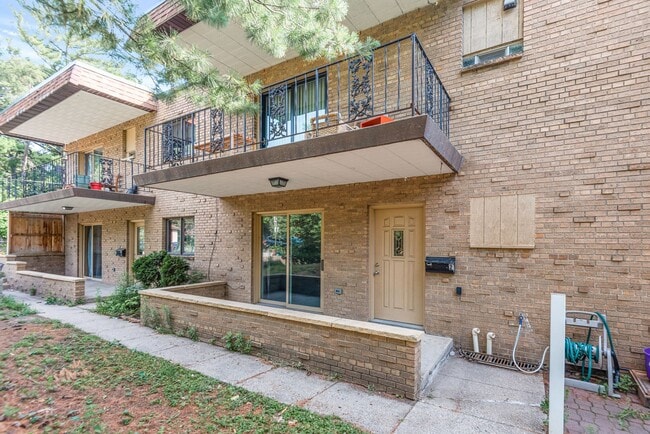 Building Photo - Great pet friendly 1 BR/1Bath  in St. Anth...