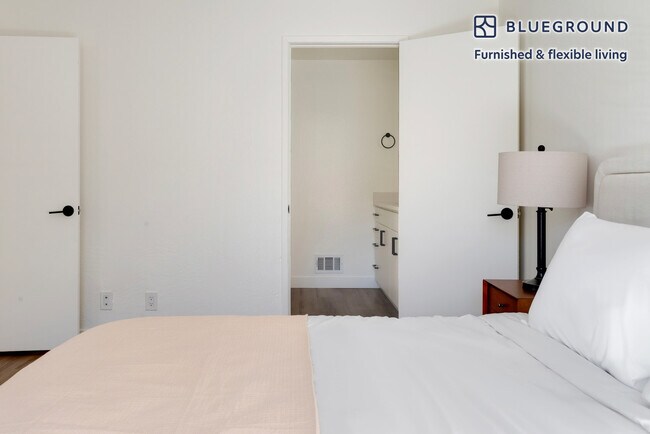 Building Photo - 20200 Lucille Ave