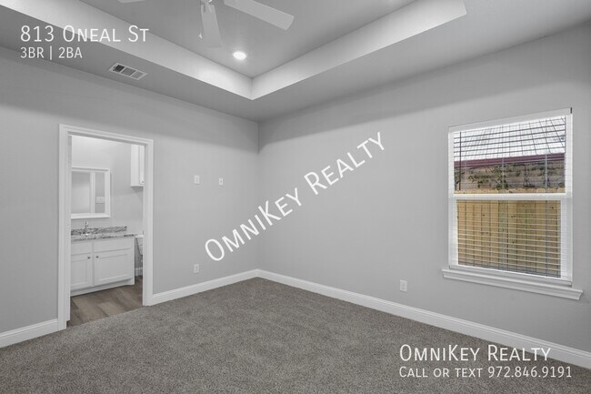 Building Photo - 813 Oneal St