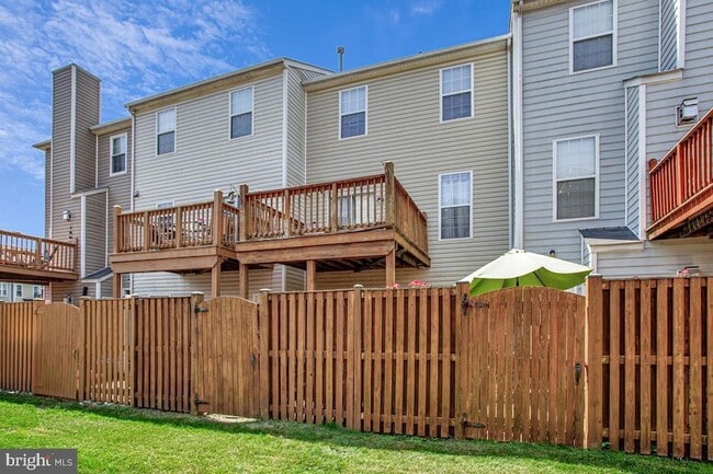 Building Photo - 1210 Needham Ct