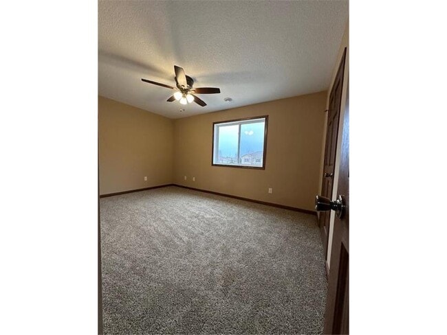 Building Photo - 1560 Gray Fox Dr NE