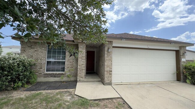 Primary Photo - 700 Sweet Leaf Ln