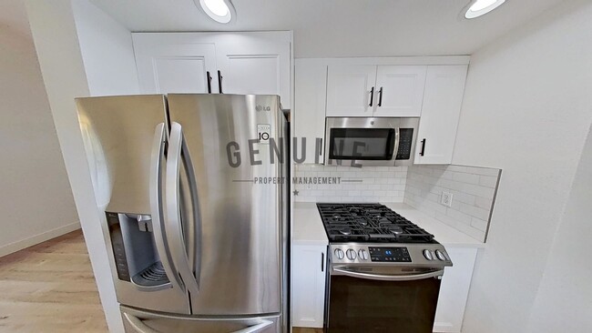 Building Photo - Renovated 2 Bedroom Condo in Irvine