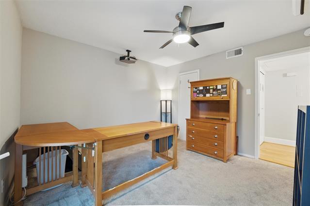 Building Photo - 5934 Sandhurst Ln