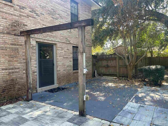 Building Photo - 5067 Serry Ln