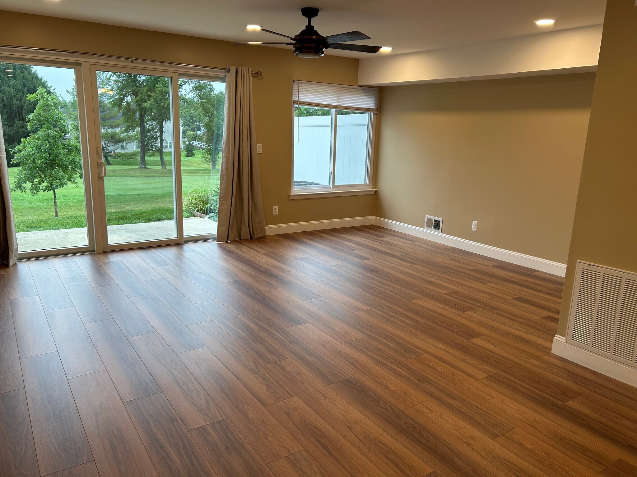 Building Photo - 13 Inwood Terrace