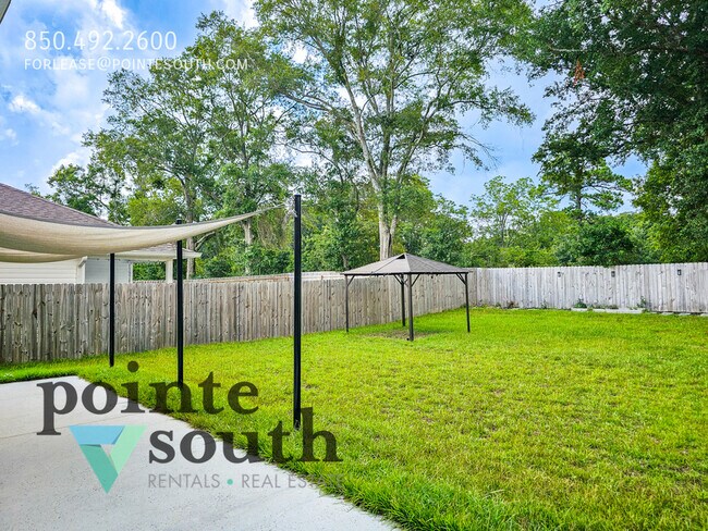 Building Photo - 5249 Peach Dr