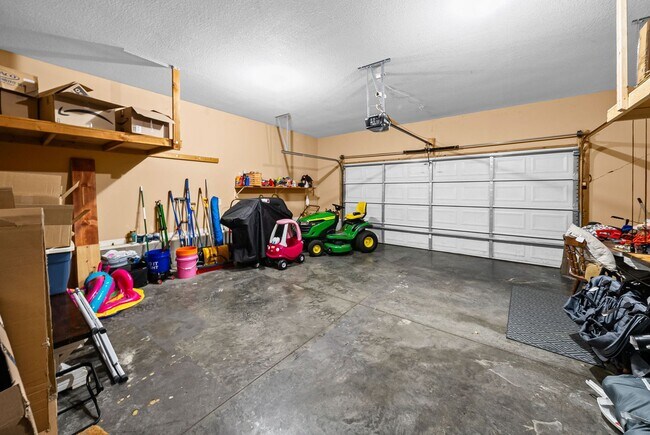 Building Photo - 2499 Old Timber Ct