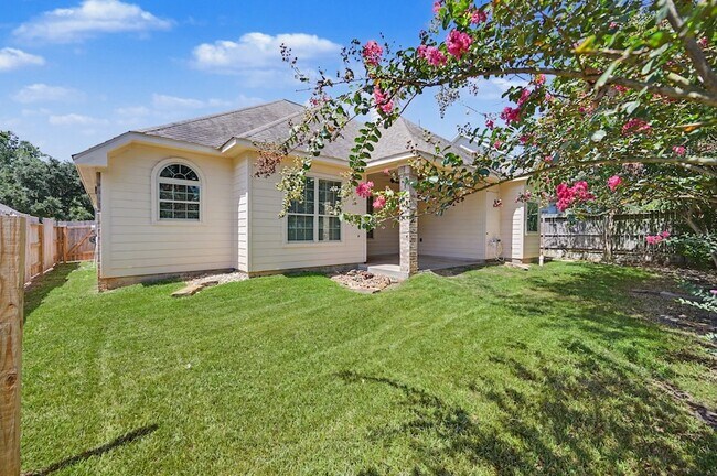 Building Photo - 13314 Enchanted Way