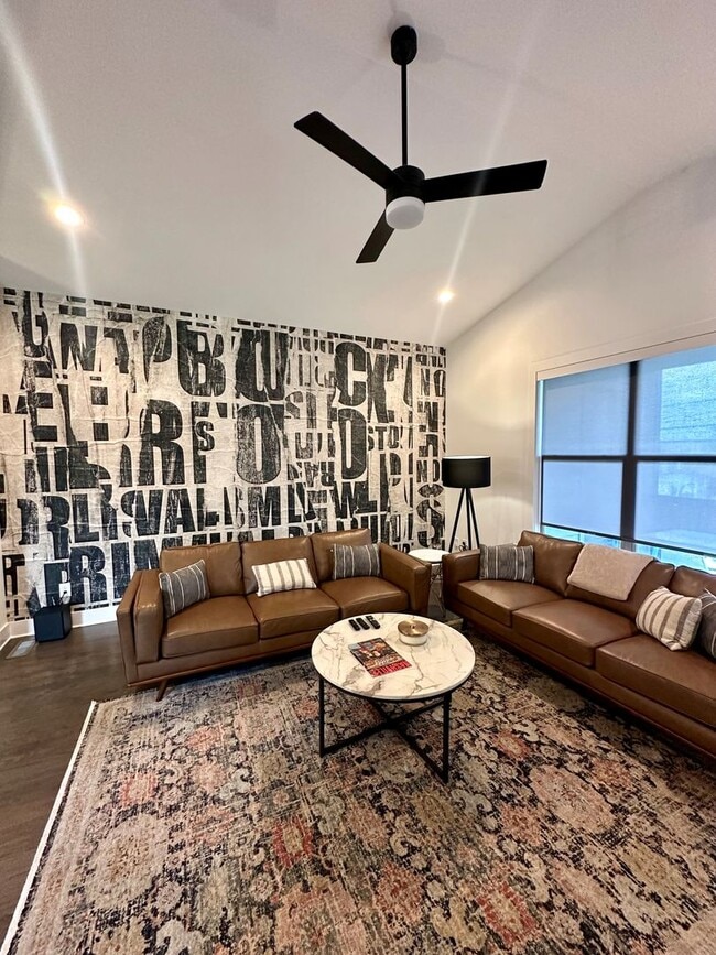 Building Photo - 4638 Kentucky Ave