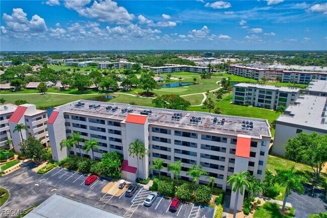 Building Photo - 7406 Lake Breeze Dr