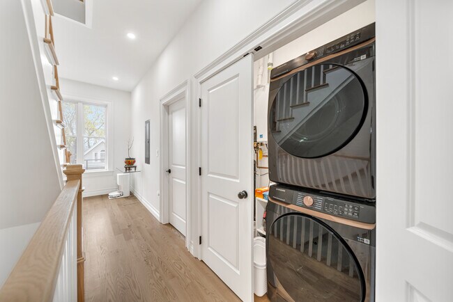Building Photo - 57 Grampian Way
