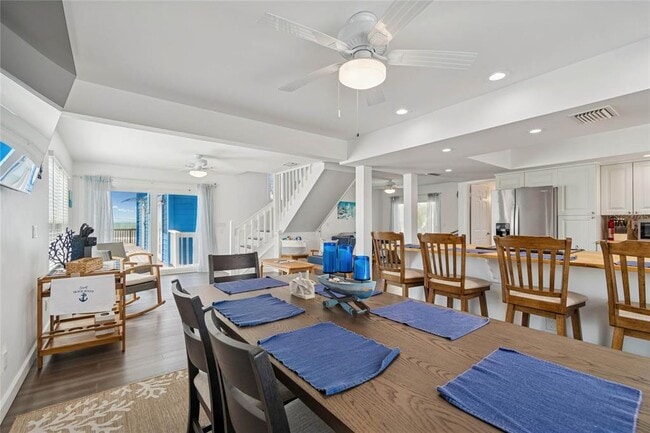 Building Photo - 8432 W Gulf Blvd