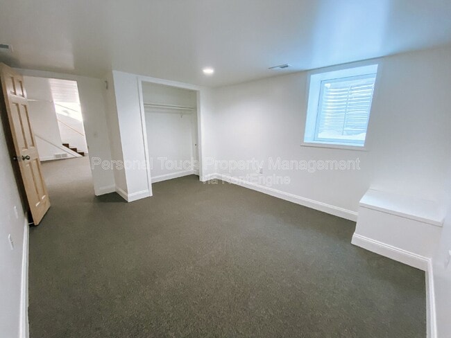 Building Photo - 1610 2nd St N