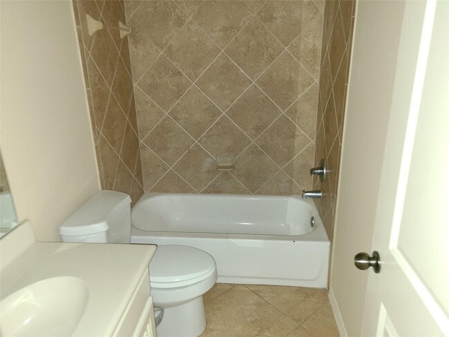 Building Photo - 10318 Bellago Ln