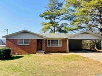 Building Photo - 1576 Hobbs Island Rd SE