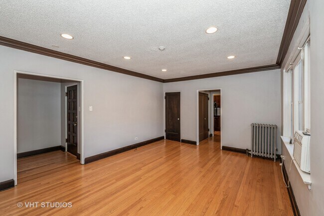 Building Photo - 1111 Holley Ct