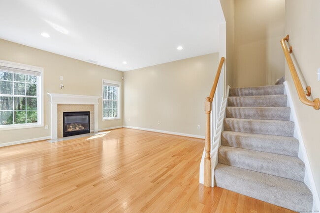 Building Photo - 38 Brighton Park Way