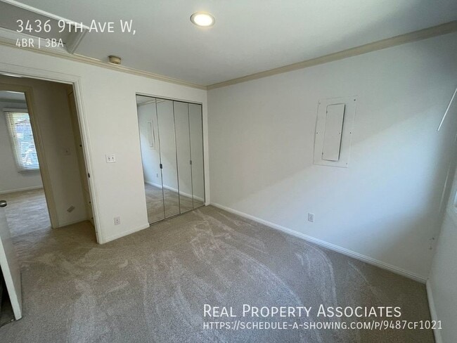 Building Photo - 3436 9th Ave W