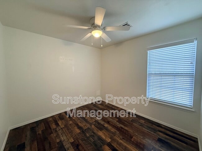 Building Photo - 14681 S Toledo Pl