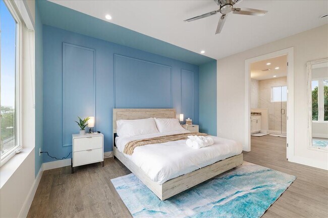 Building Photo - 623 Petit Wy