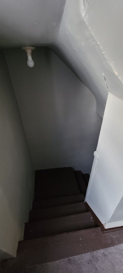 Building Photo - AVAILABLE NOW - 4 Bedroom with garage
