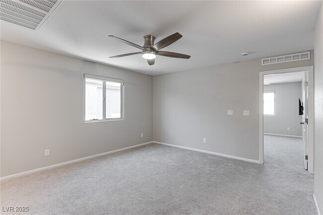 Building Photo - 9539 Wayfarer Seek Ct
