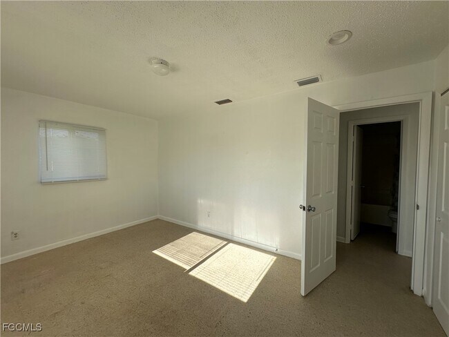Building Photo - 315 Rushmore Ave N