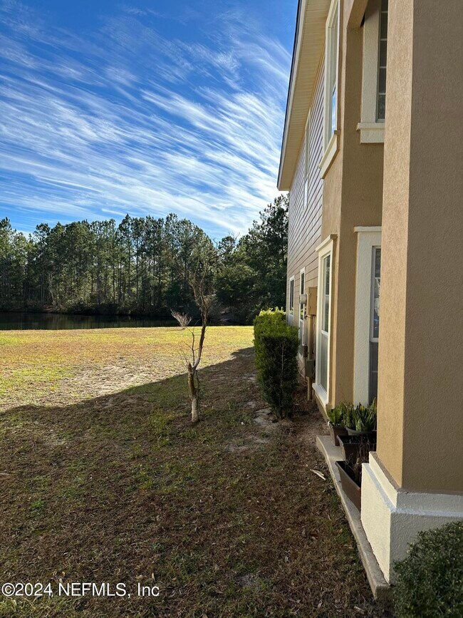 Building Photo - 3533 Pebble Stone Ct